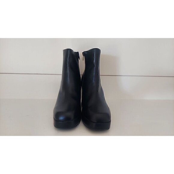 Journee Collection Womens Tru Comfort Foam Black Mollie Bootie/NWOB, Size 9.5 - Picture 5 of 10